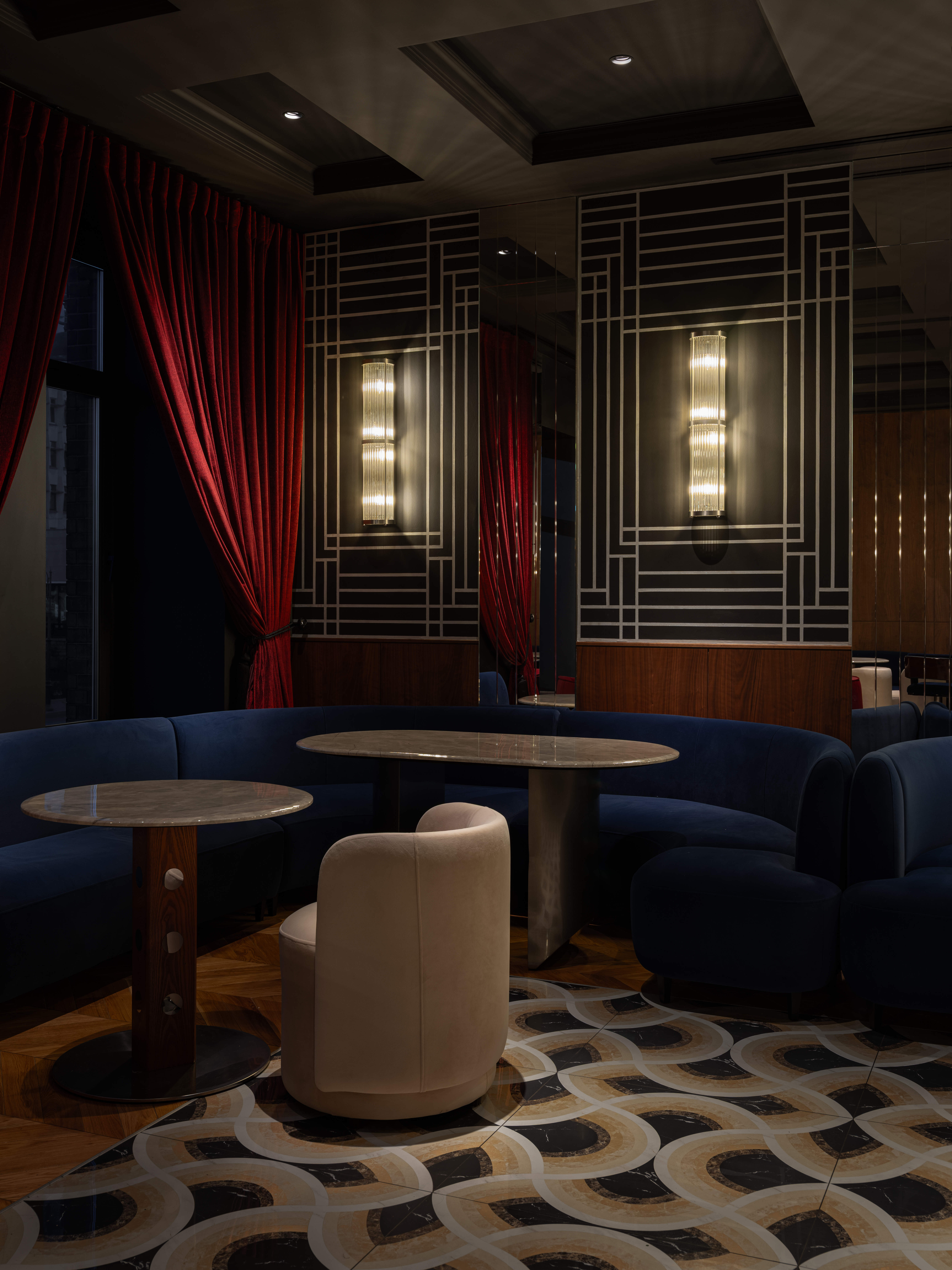 Бар «the Lobby» — кадр 12